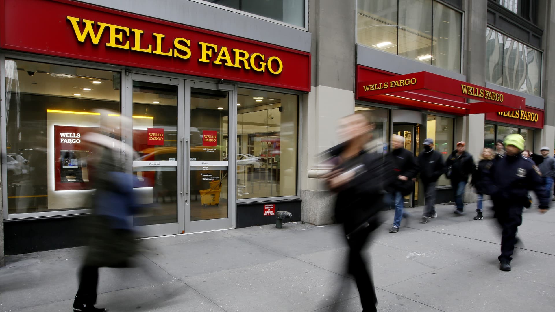 Wells Fargo mortgage lenders probed over racial discrimination